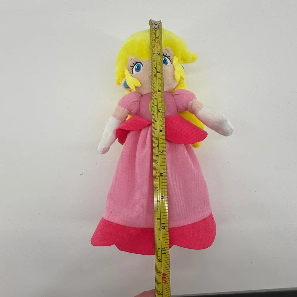 Nintendo Super Mario Princess Peach Plush‎ Toy 2022 Excellent Condition